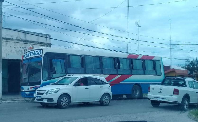 Clodomira: Reclamo contra el cobro de $10 extra a quienes viajan en colectivos climatizados