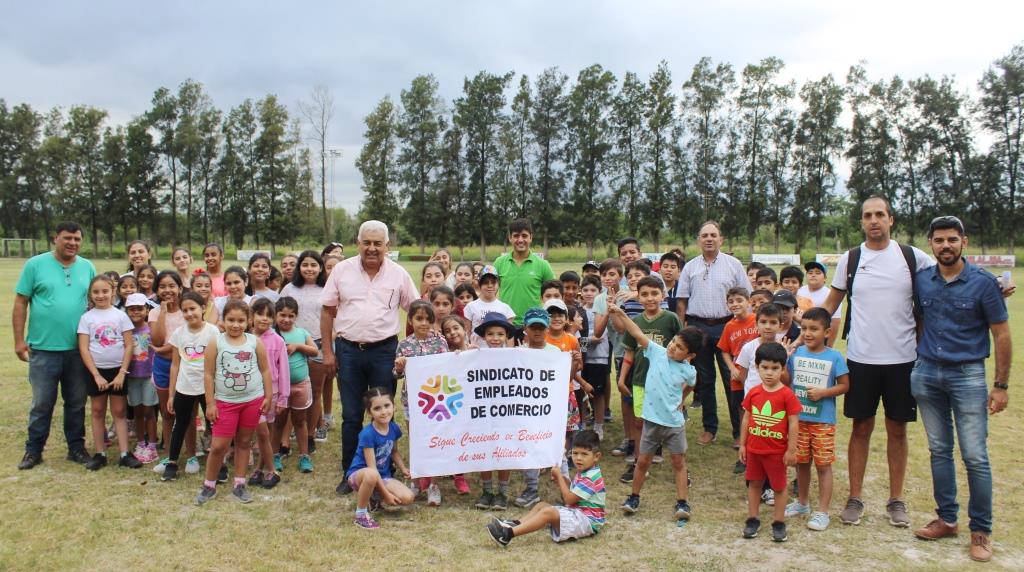 Un centenar de chicos iniciaron la colonia de vacaciones