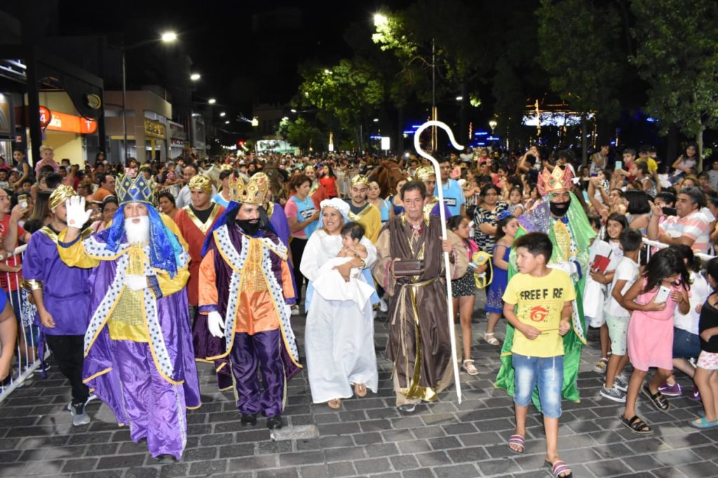 Los Reyes colmaron de magia el centro capitalino