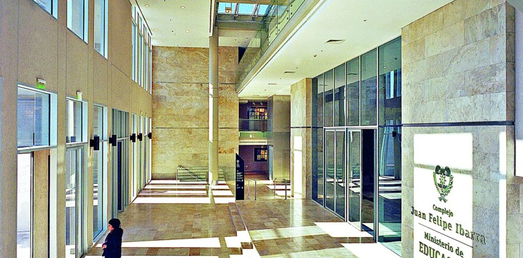 Unos 5 mil docentes percibirán el fondo salarial compensatorio Unos 5 mil docentes percibirán el fondo salarial compensatorio