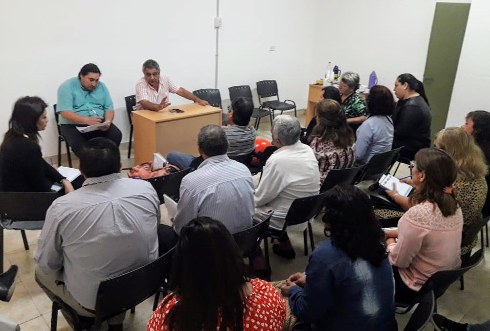 Vittar se reunió con autoridades educativas de Campo Gallo y zonas rurales