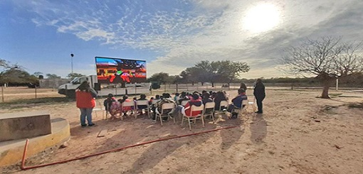 El Cine Móvil llega a San Pedro de Guasayán