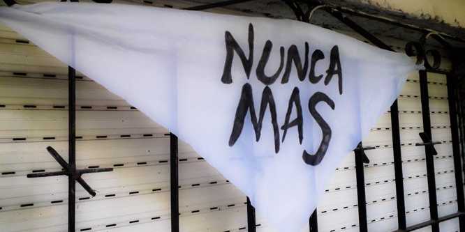 El “pañuelazo blanco” reemplazará la marcha por el 24 de marzo El “pañuelazo blanco” reemplazará la marcha por el 24 de marzo