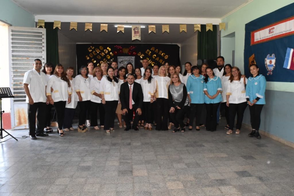 Padula encabezó el acto de inicio de ciclo lectivo 2020 en Frías Padula encabezó el acto de inicio de ciclo lectivo 2020 en Frías