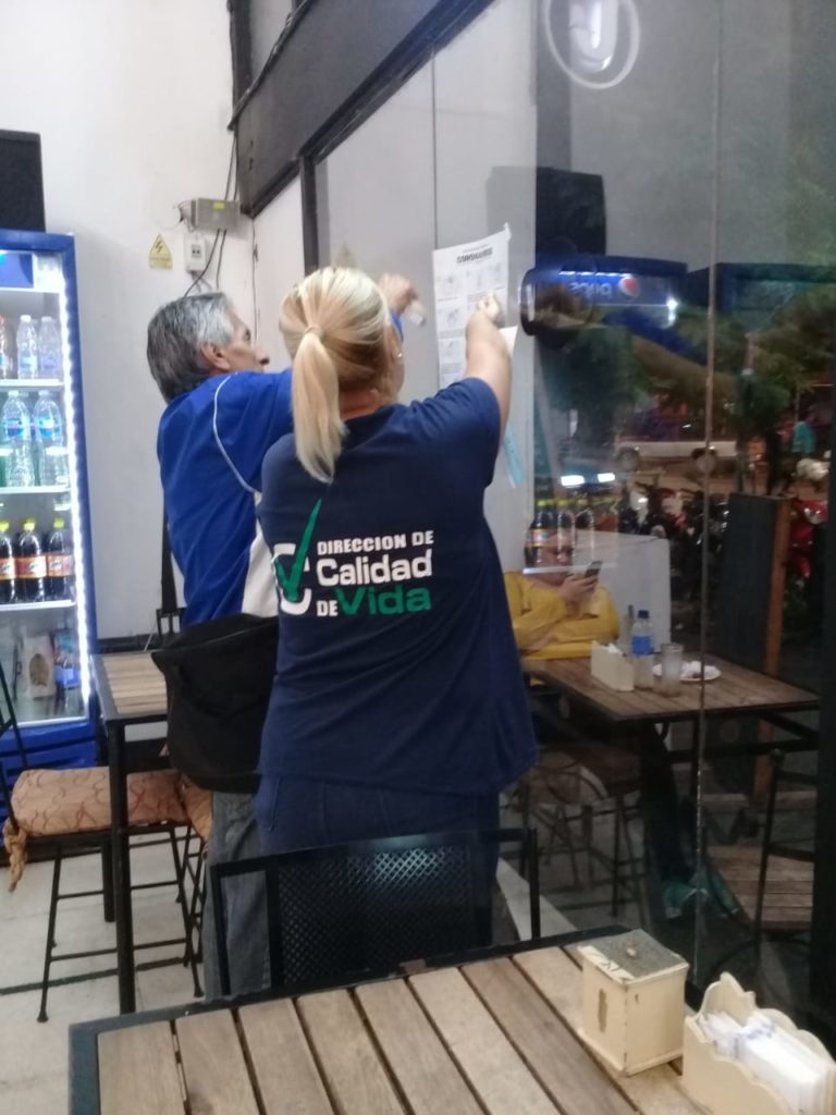 Informaron las medidas preventivas a los comerciantes, instituciones y organizaciones religiosas