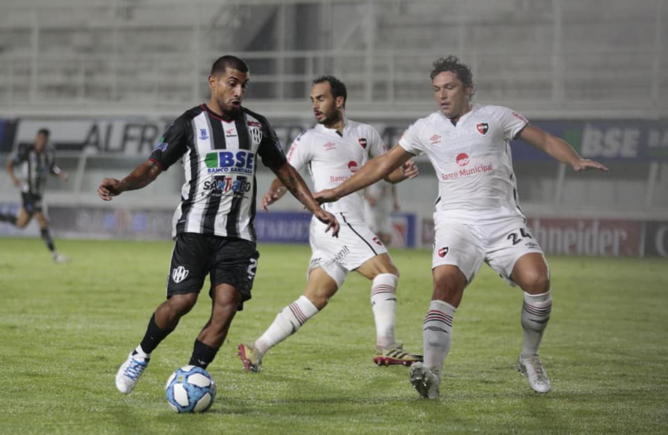 Central Córdoba arrancó la Copa de la Superliga con una dura derrota