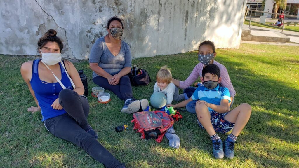 Exitoso operativo en las plazas y paseos de Clodomira durante el fin de semana