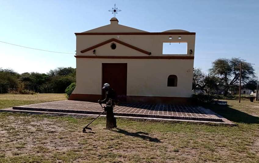 Limpieza y desmalezamiento en espacios públicos del departamento Silípica Limpieza y desmalezamiento en espacios públicos del departamento Silípica