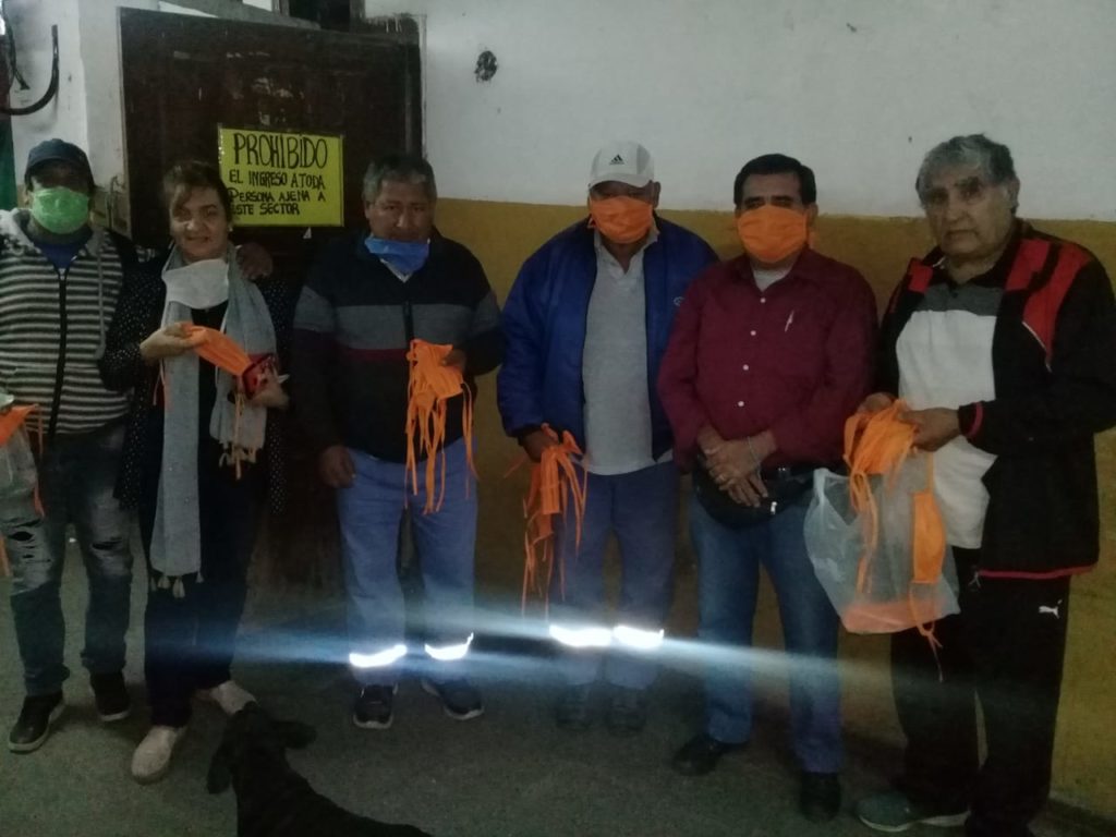 Entregaron barbijos a empleados del Mercado Unión