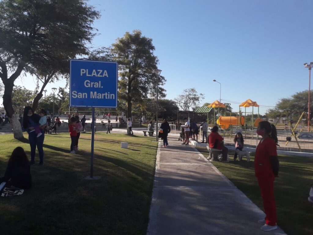 Los chicos de Clodomira disfrutaron de su hora libre en las calles y plazas Los chicos de Clodomira disfrutaron de su hora libre en las calles y plazas