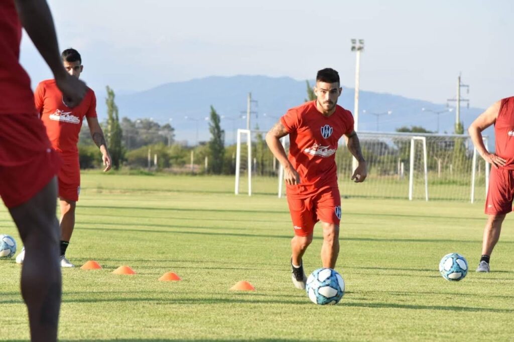El “Ferro” evalúa el protocolo sin descuidar el armado del nuevo plantel