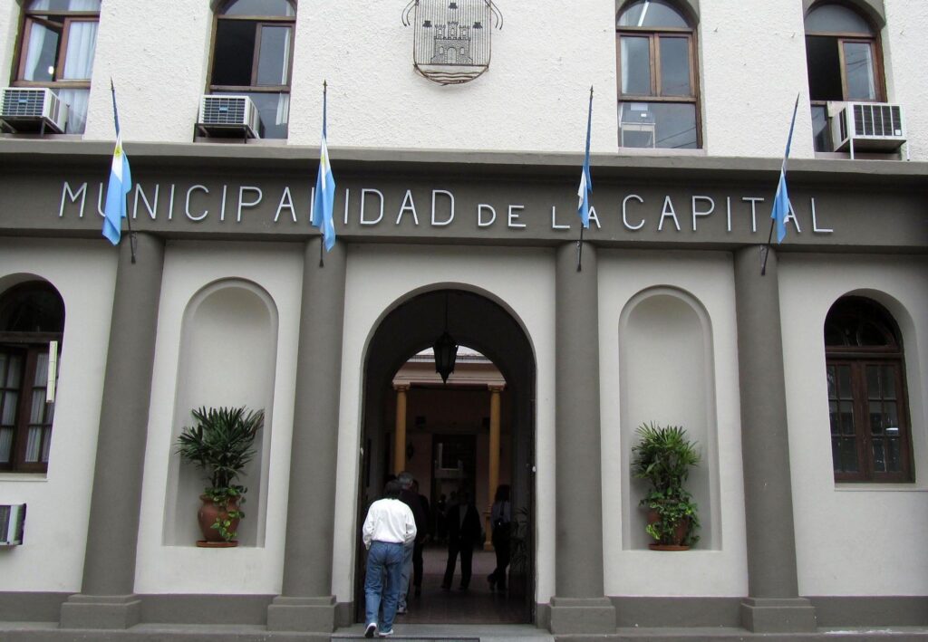 Los municipales capitalinos también cobrarán aguinaldo desde el 16 de junio Los municipales capitalinos también cobrarán aguinaldo desde el 16 de junio