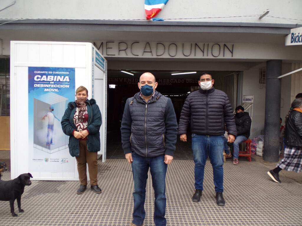 La Banda habilitó su tercera cabina de desinfección para prevenir el coronavirus