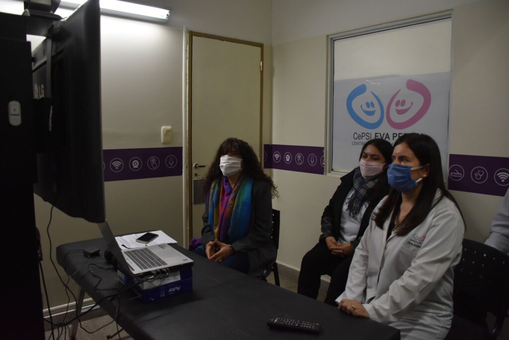 El Cepsi participó de una videoconferencia con centros de Barcelona y todo el país El Cepsi participó de una videoconferencia con centros de Barcelona y todo el país