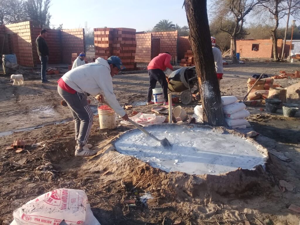 Continúa la construcción de viviendas sociales en Antajé Continúa la construcción de viviendas sociales en Antajé