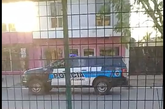 “La Federal” patrulla Fernández por aislamiento de efectivos provinciales “La Federal” patrulla Fernández por aislamiento de efectivos provinciales