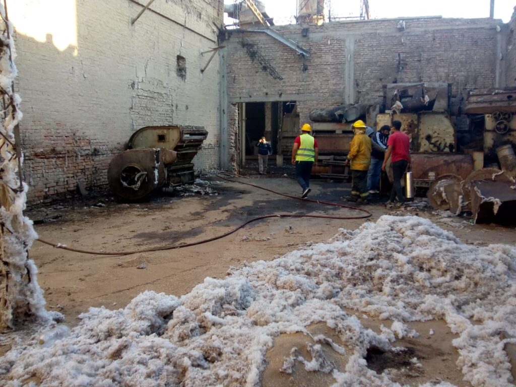 Destacan la labor de socorristas, policías y vecinos en un incendio