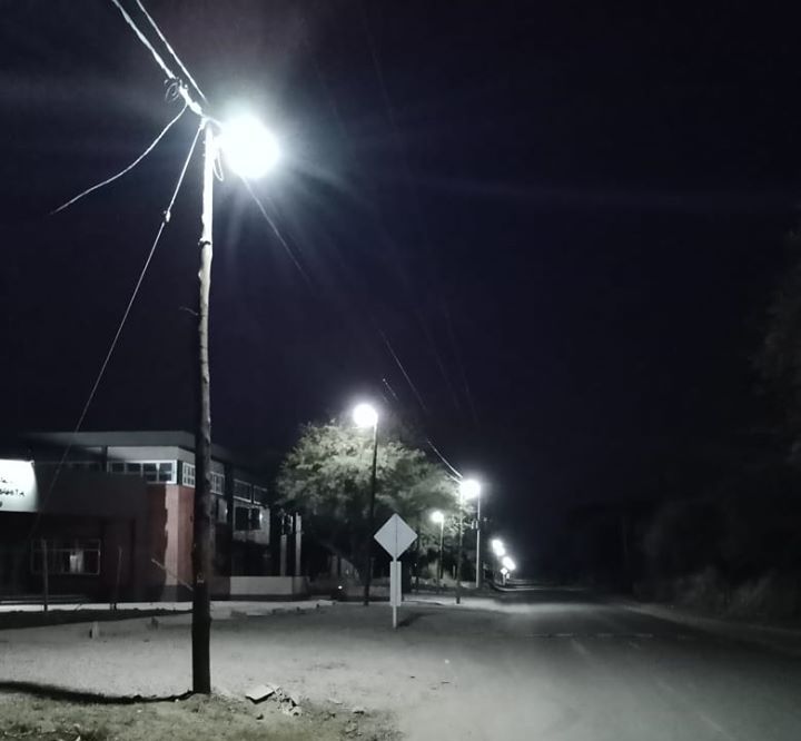 Habilitan ampliación de alumbrado público en el tramo entre Manogasta y Upianita