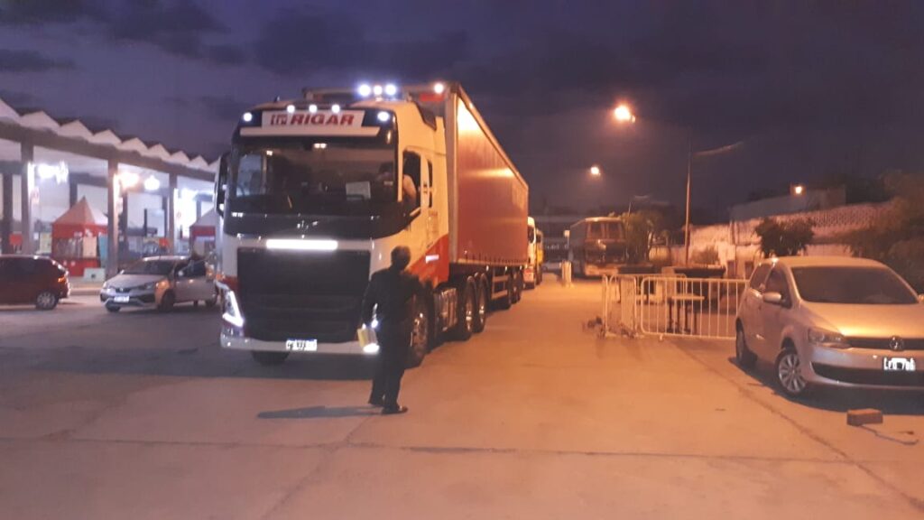 Las Termas implementó un riguroso control en los accesos a la ciudad Las Termas implementó un riguroso control en los accesos a la ciudad