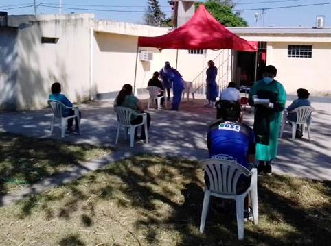 Santiago cerró el domingo con dos muertes y 49 casos positivos de coronavirus