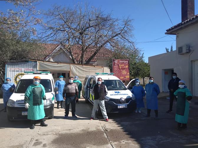 El Hospital de Fernández sumó un nuevo vehículo para el traslado de pacientes El Hospital de Fernández sumó un nuevo vehículo para el traslado de pacientes