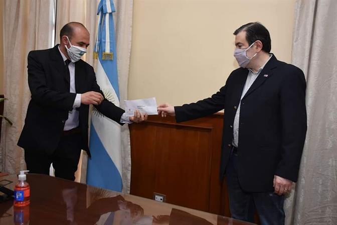 San Pedro recibió un camión que destinará en beneficio de los vecinos San Pedro recibió un camión que destinará en beneficio de los vecinos