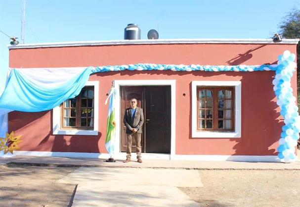 Colonia El Simbolar celebra sus “Bodas de Oro” con una antología