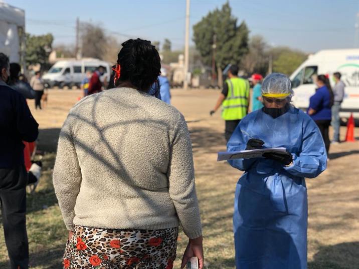 Trabajarán en la detección de posibles casos de Covid en el barrio Salta Prolongación Trabajarán en la detección de posibles casos de Covid en el barrio Salta Prolongación