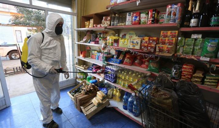 Desinfectan todos los comercios céntricos de Beltrán Desinfectan todos los comercios céntricos de Beltrán