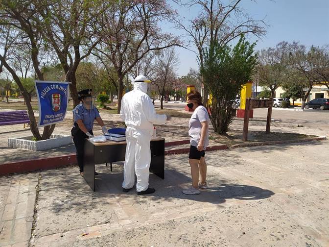 Realizaron control de temperatura y prueba de olfato a los vecinos de Loreto
