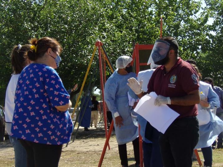 Operativo de rastrillaje de posibles casos de covid en La Banda Operativo de rastrillaje de posibles casos de covid en La Banda