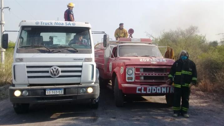 Sofocaron un incendio forestal de grandes proporciones en Clodomira