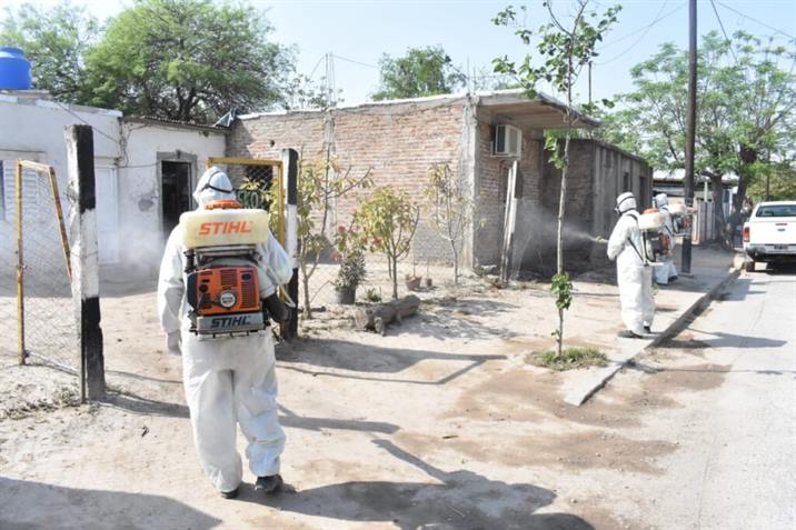 Refuerzan la prevención contra el dengue en el barrio Libertad Refuerzan la prevención contra el dengue en el barrio Libertad