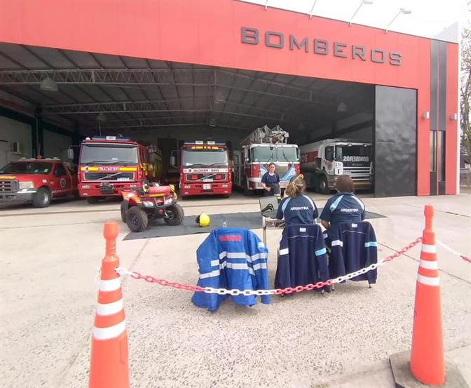 Bombera termense representó al país en una competencia internacional