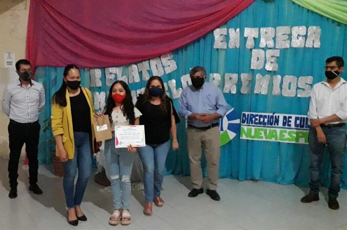 Nueva Esperanza premió a los ganadores de un concurso literario