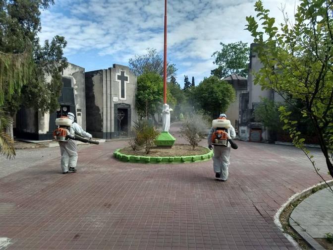 Con estricto protocolo, habilitan ingreso al cementerio La Piedad Con estricto protocolo, habilitan ingreso al cementerio La Piedad