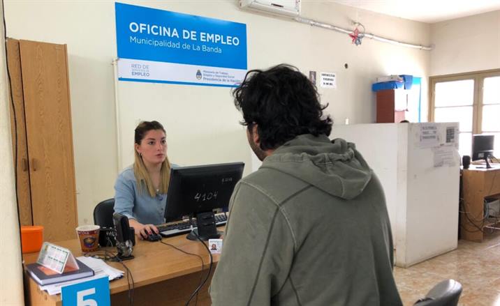 Piden currículum a jóvenes de 18 a 24 años para programas de empleo