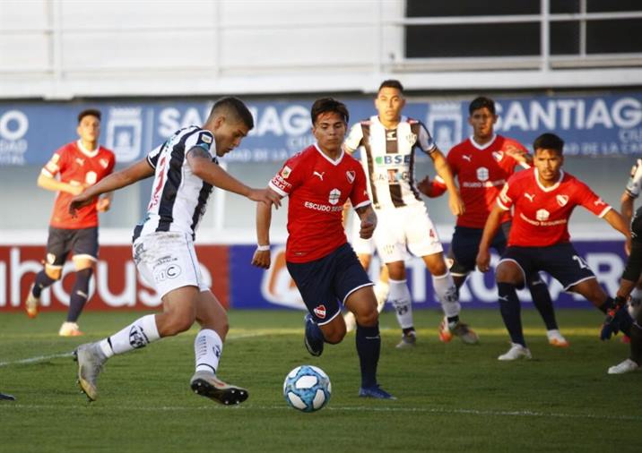 El Rojo amargó al Ferro en el inicio de la Liga Profesional El Rojo amargó al Ferro en el inicio de la Liga Profesional
