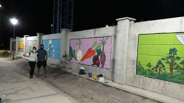 El proyecto Enraizarte llenó de color y poesía a Colonia El Simbolar El proyecto Enraizarte llenó de color y poesía a Colonia El Simbolar