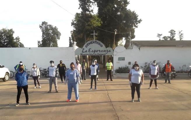 Operativo de control en el Cementerio La Esperanza de Clodomira Operativo de control en el Cementerio La Esperanza de Clodomira