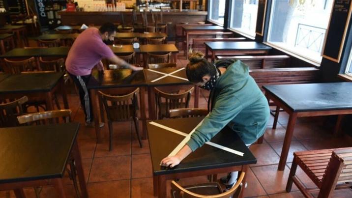 Protocolos: Cómo atenderán los bares y gimnasios desde mañana