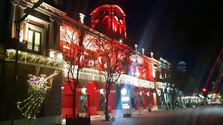 Las Fiestas de Fin de Año le cambiaron la cara a la “Madre de Ciudades” Las Fiestas de Fin de Año le cambiaron la cara a la “Madre de Ciudades”