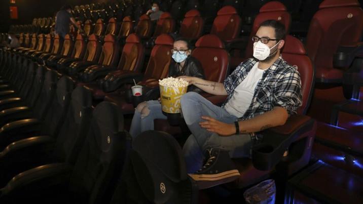 Vuelven museos, cines, hoteles alojamientos y varios deportes