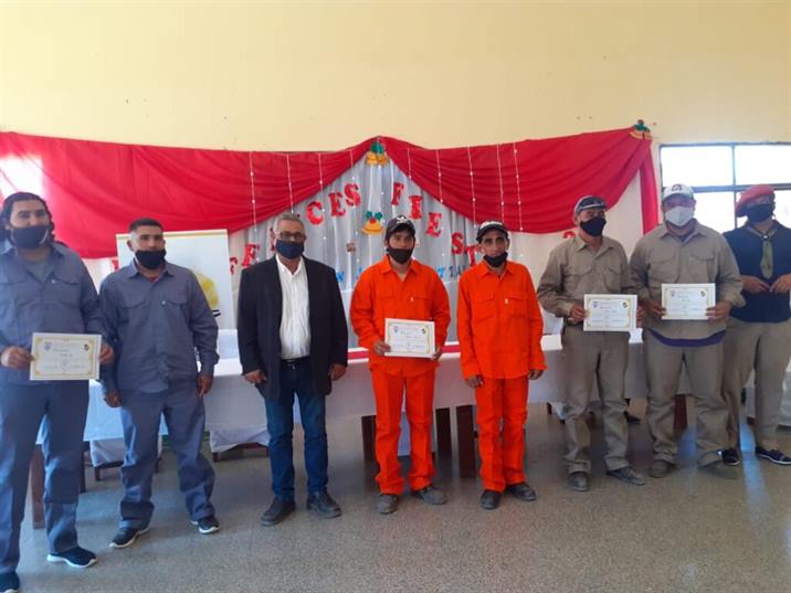Campo Gallo cerró el año anunciando un ascenso de empleados municipales