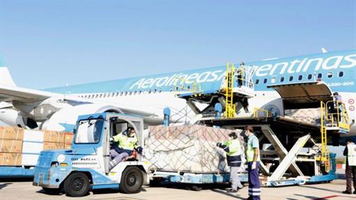 Santiago inicia la vacunación contra el covid con 5900 dosis