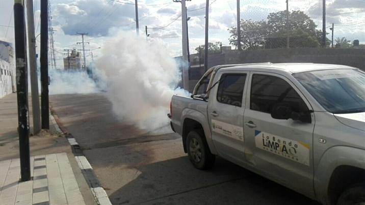 Continúan las fumigaciones contra el dengue en vísperas de Navidad Continúan las fumigaciones contra el dengue en vísperas de Navidad