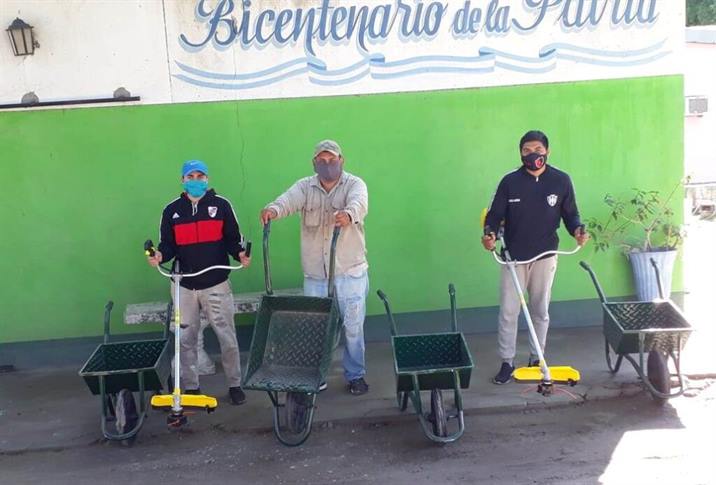 La comuna de La Dársena y San Ramón adquirió herramientas La comuna de La Dársena y San Ramón adquirió herramientas