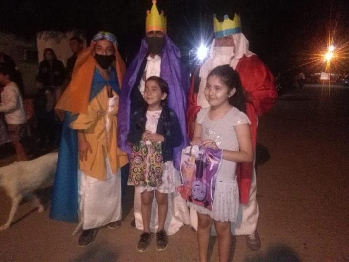 Los niños y niñas de Tintina recibieron la visita de los Reyes Magos
