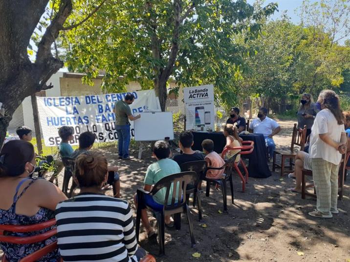 Impulsan huertas familiares en barrios bandeños Impulsan huertas familiares en barrios bandeños