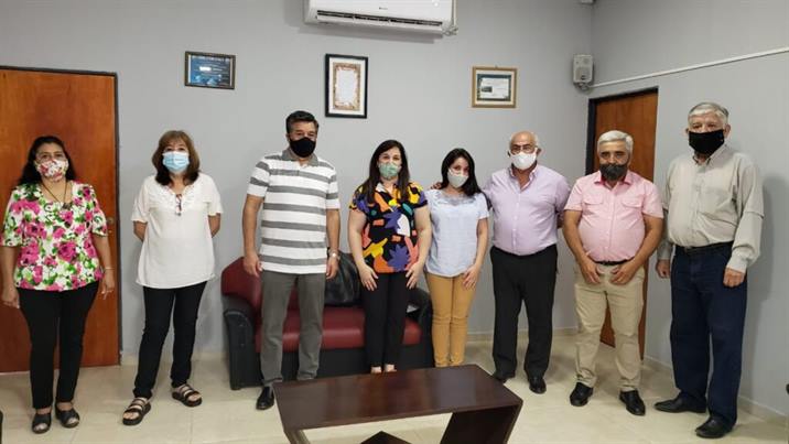 Distinguen en Clodomira a una de las mejores docentes del mundo